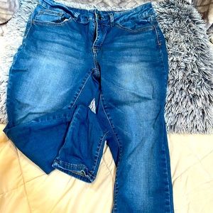 Gently used comfort jeans